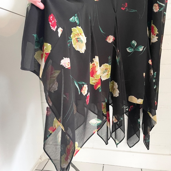Vintage Y2K 90s Maxi Dress Chiffon Hankerchief hem Dark Floral Fairy Romantic 2X - Picture 2 of 9